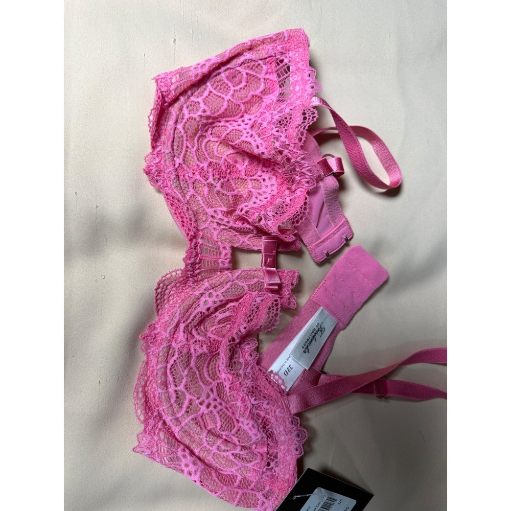 Fredericks of Hollywood Cindy Pink Lace Underwire Bra 32D X20-2272 NWT